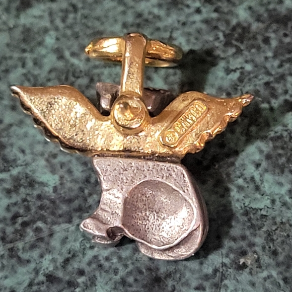 CAMCO Pewter & Gold tone Cathedral Cat Angel Pin/Brooch - Picture 3 of 4